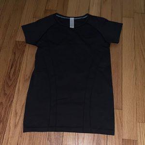 black ivivva shirt